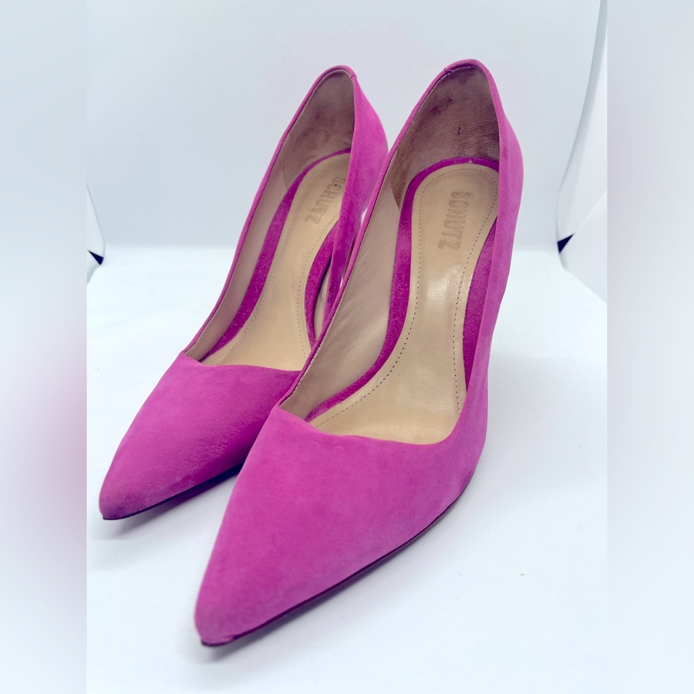 Schultz Pink Suede Heels. Still in great shape. Only worn a couple of times